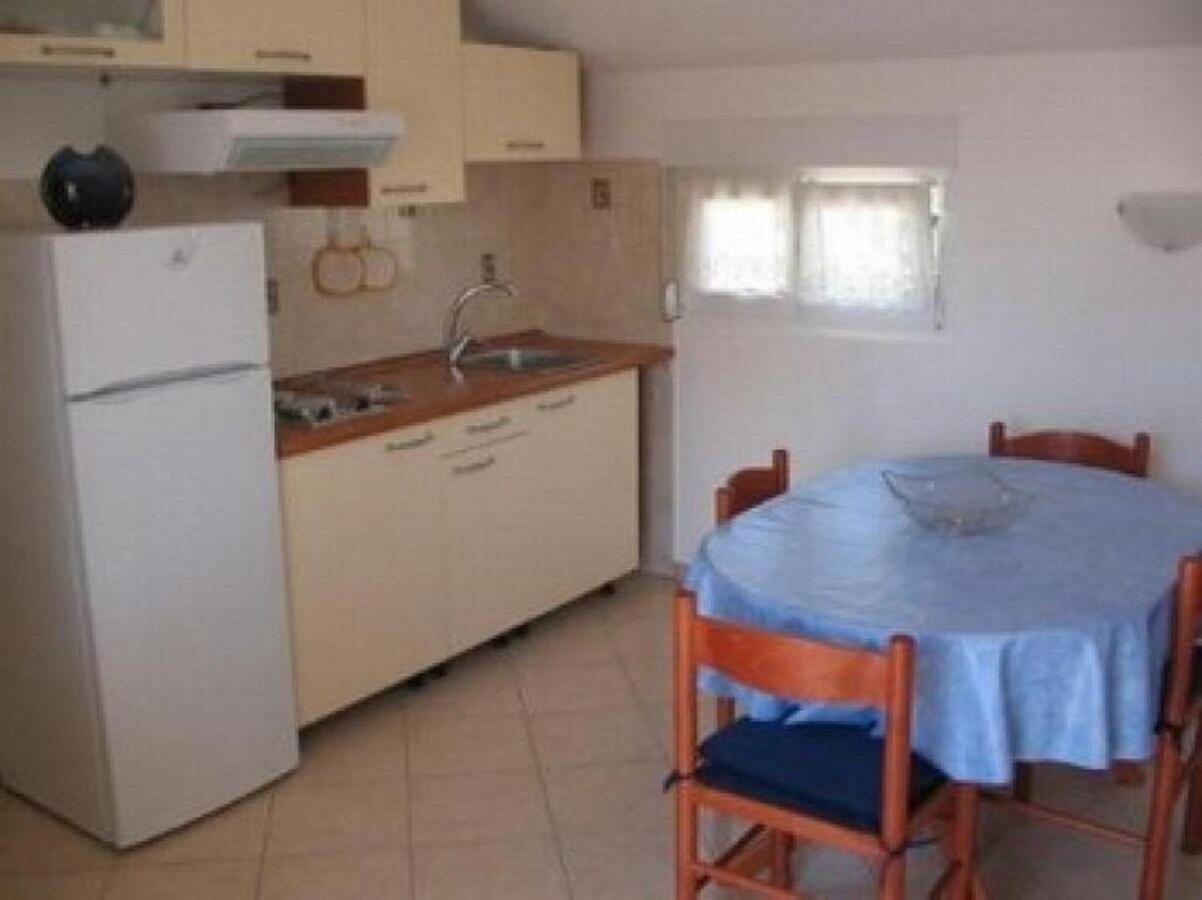 Apartment Gordana Kosljun Bagian luar foto